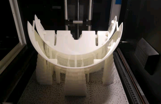 為什么要選擇SLA 3D打印機？使用SLA 3D打印機的好處有哪些？