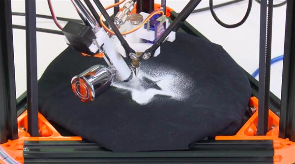東京理工改進桌面3D打印機，用冰塊打印小型結(jié)構(gòu)和形狀